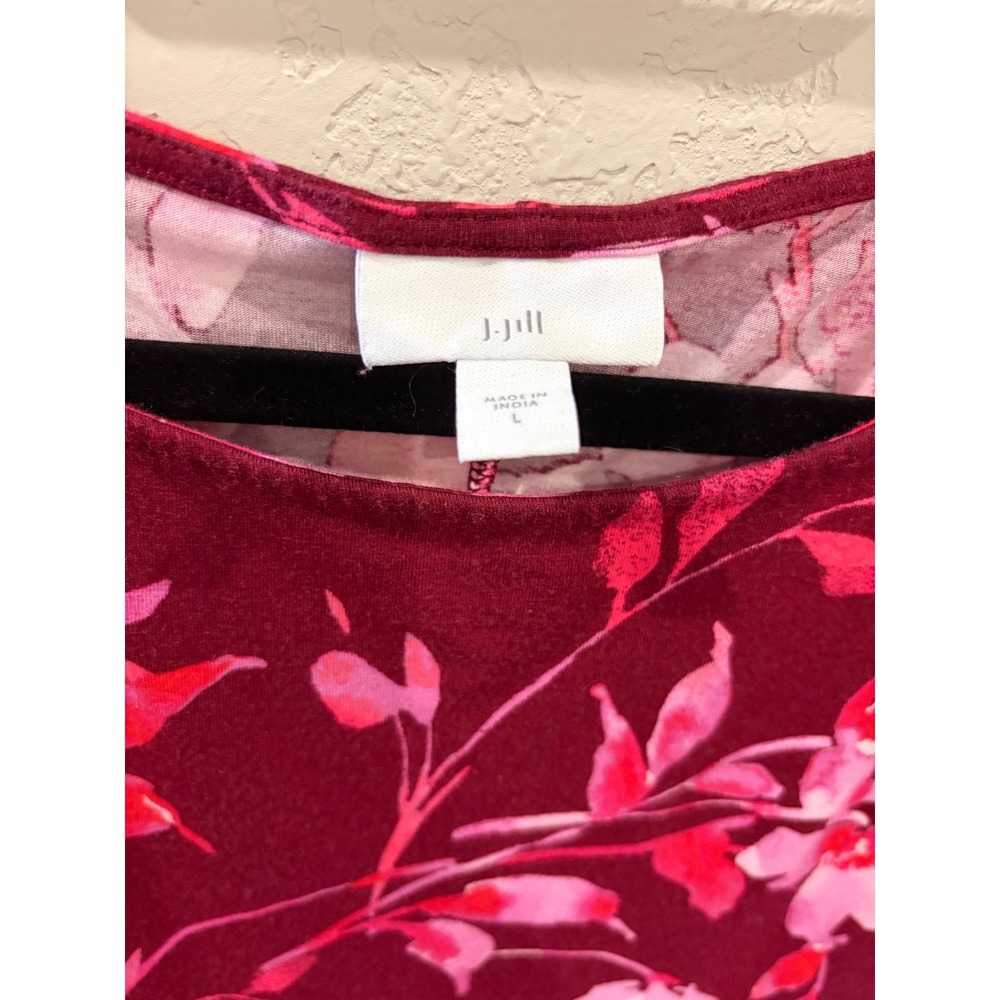 J. Jill Burgundy Pink Floral Short Sleeve Midi Dress Pockets Size L Shift Knit - Picture 3 of 7